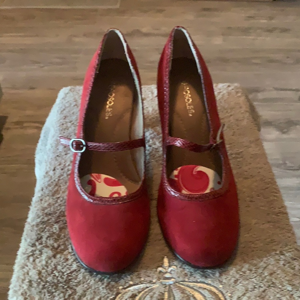 Aerosoles mary-janes - red